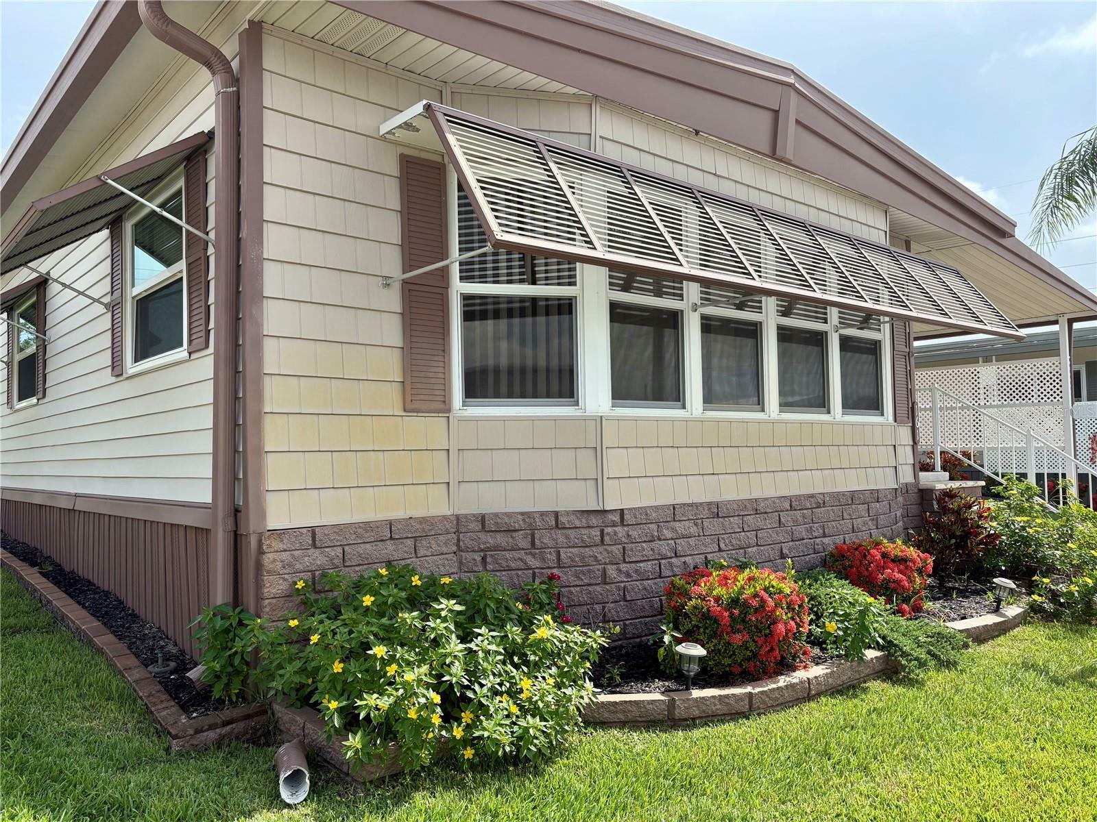 Property Photo: 161 Hickory Gate Drive FL 34684