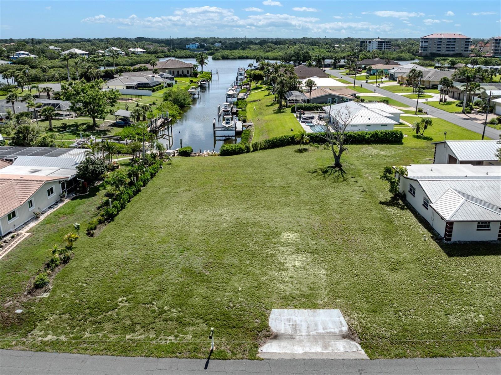 Property Photo: 458 N Shore Drive FL 34229