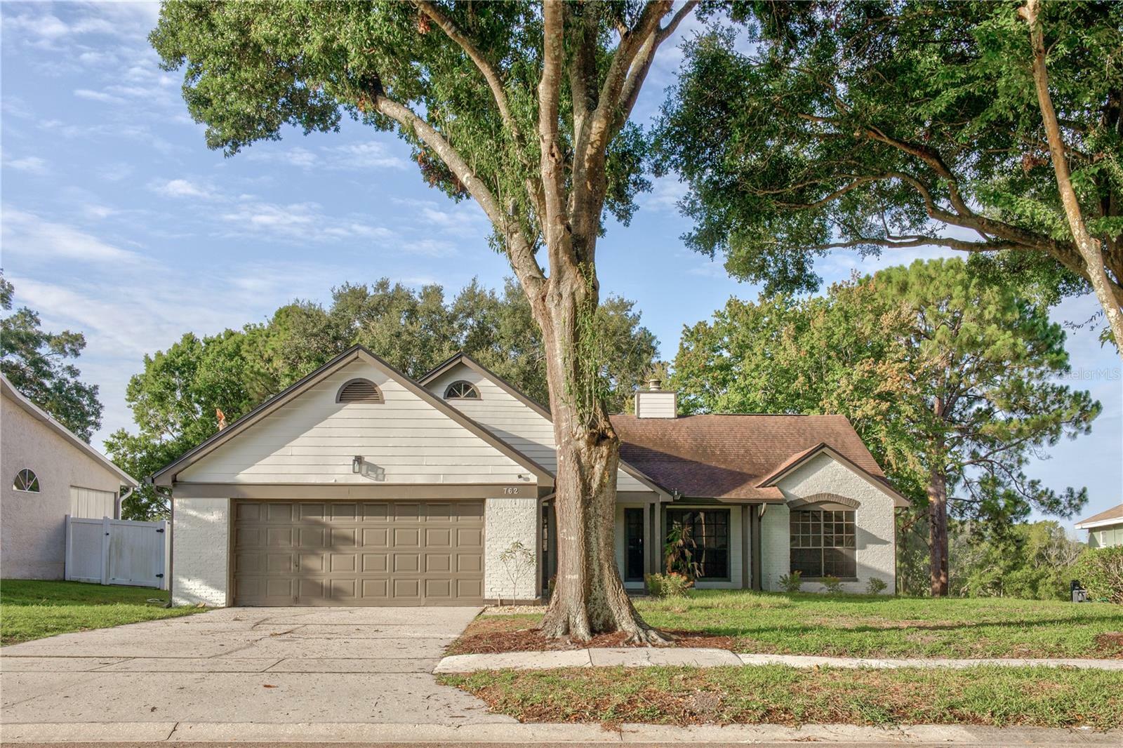 Property Photo: 762 Lake Como Drive FL 32746