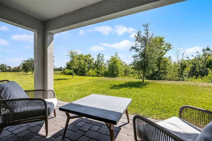 Property Photo: 1111 Oak Bluff Drive FL 33837