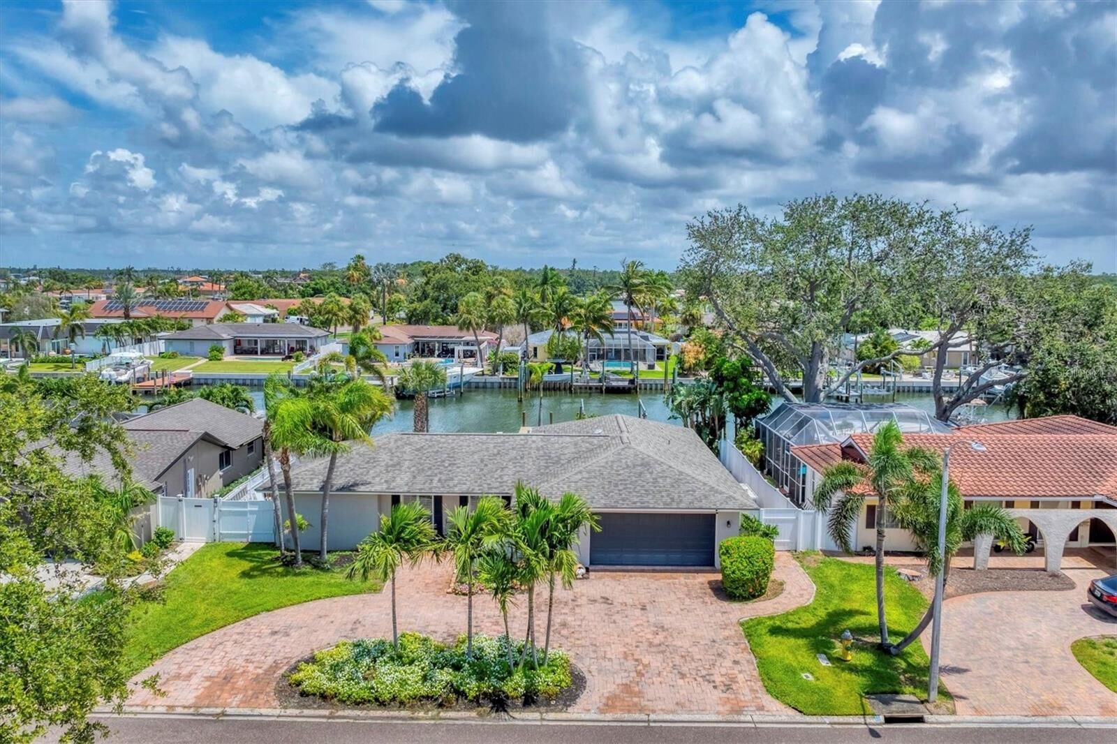 Property Photo: 4057 48th Avenue S FL 33711