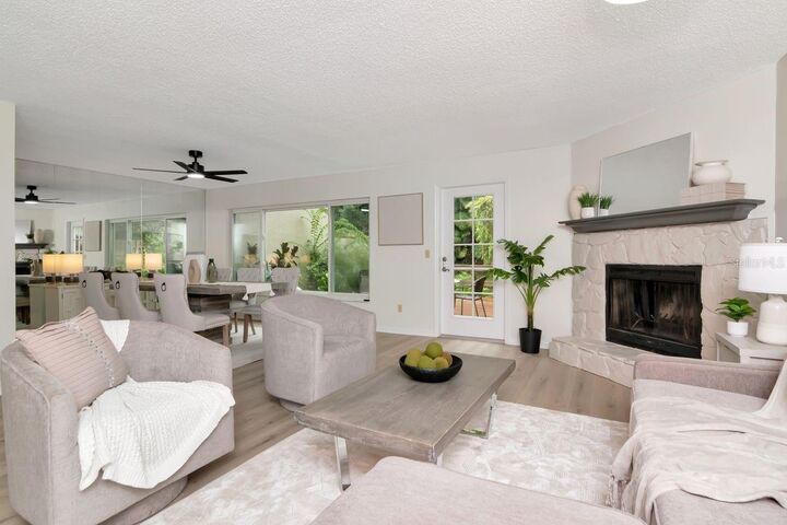 Property Photo:  2923 W Gandy Boulevard 2923  FL 33611 