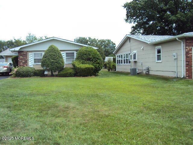 Property Photo: 6 Hardy Court NJ 08724