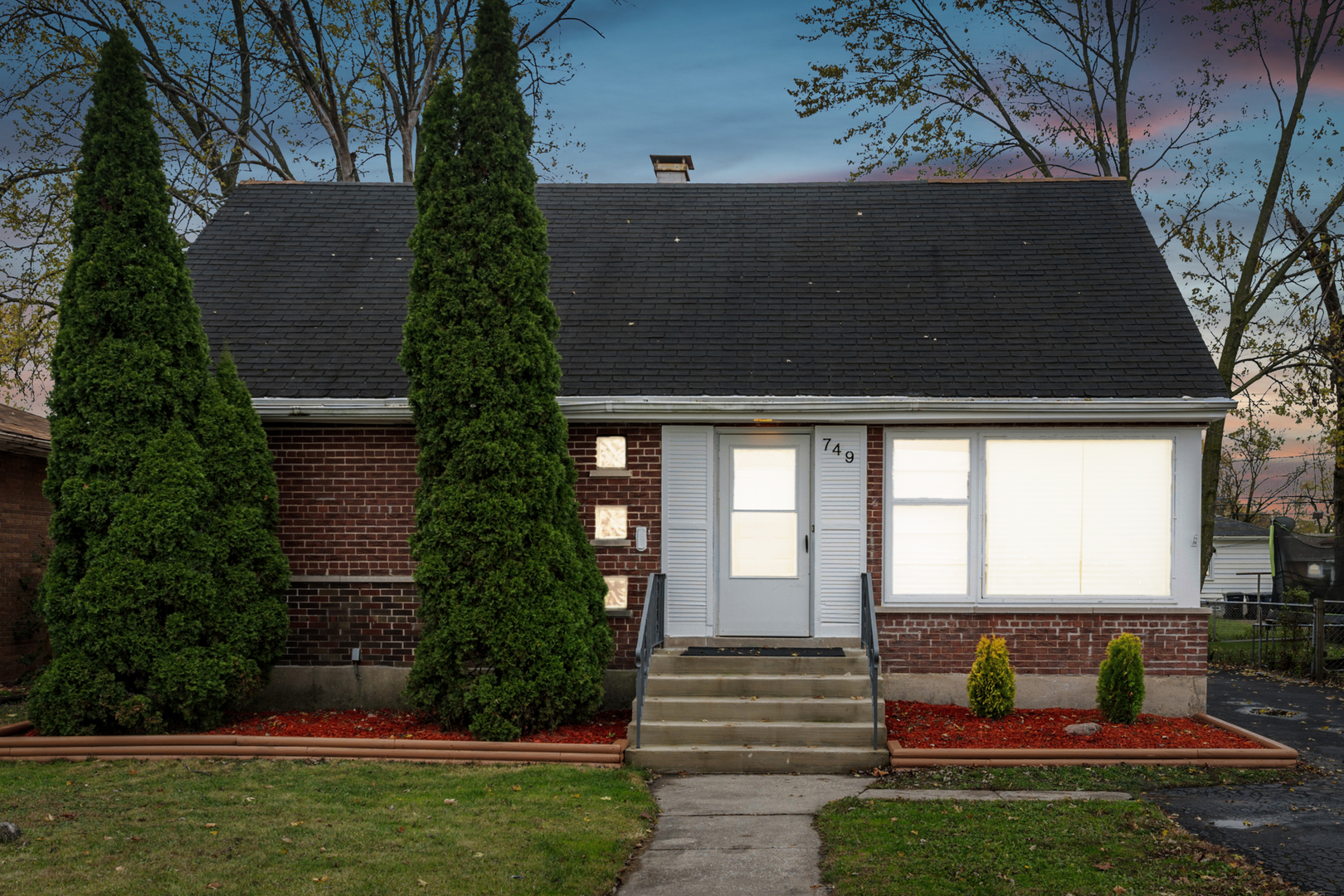 Property Photo: 749 E 154th Place IL 60473