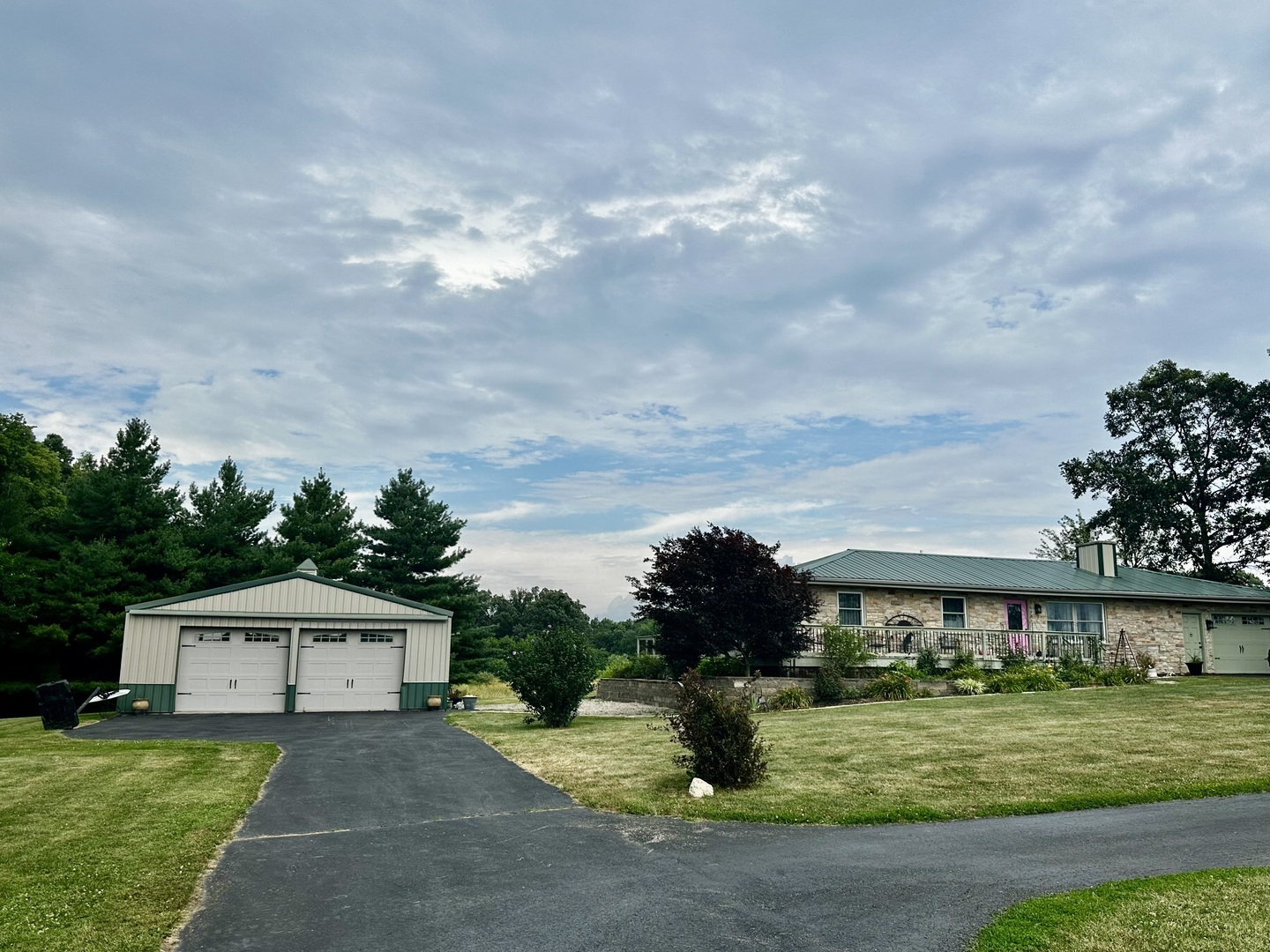 Property Photo: 6119 Little Galilee Road IL 61727