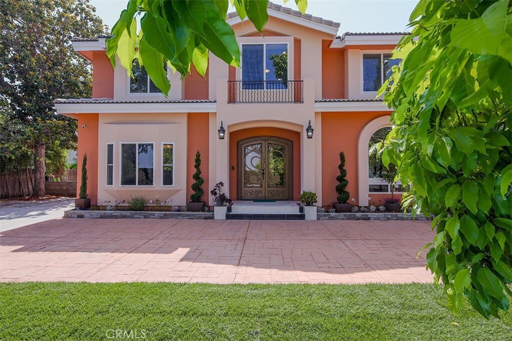 Property Photo: 801 S Michillinda Avenue CA 91107