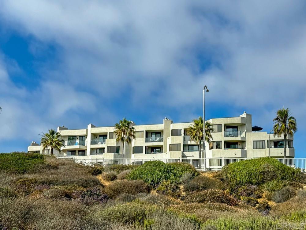 111 Tamarack 305  Carlsbad CA 92008 photo