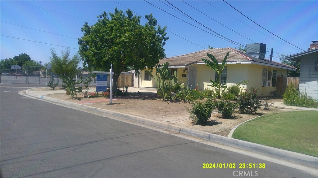 Property Photo:  1033 Chapel Drive  CA 93304 