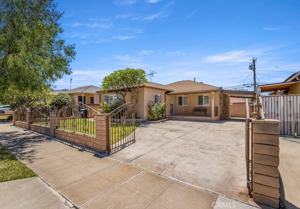 Property Photo:  261 Twickenham Avenue  CA 90022 