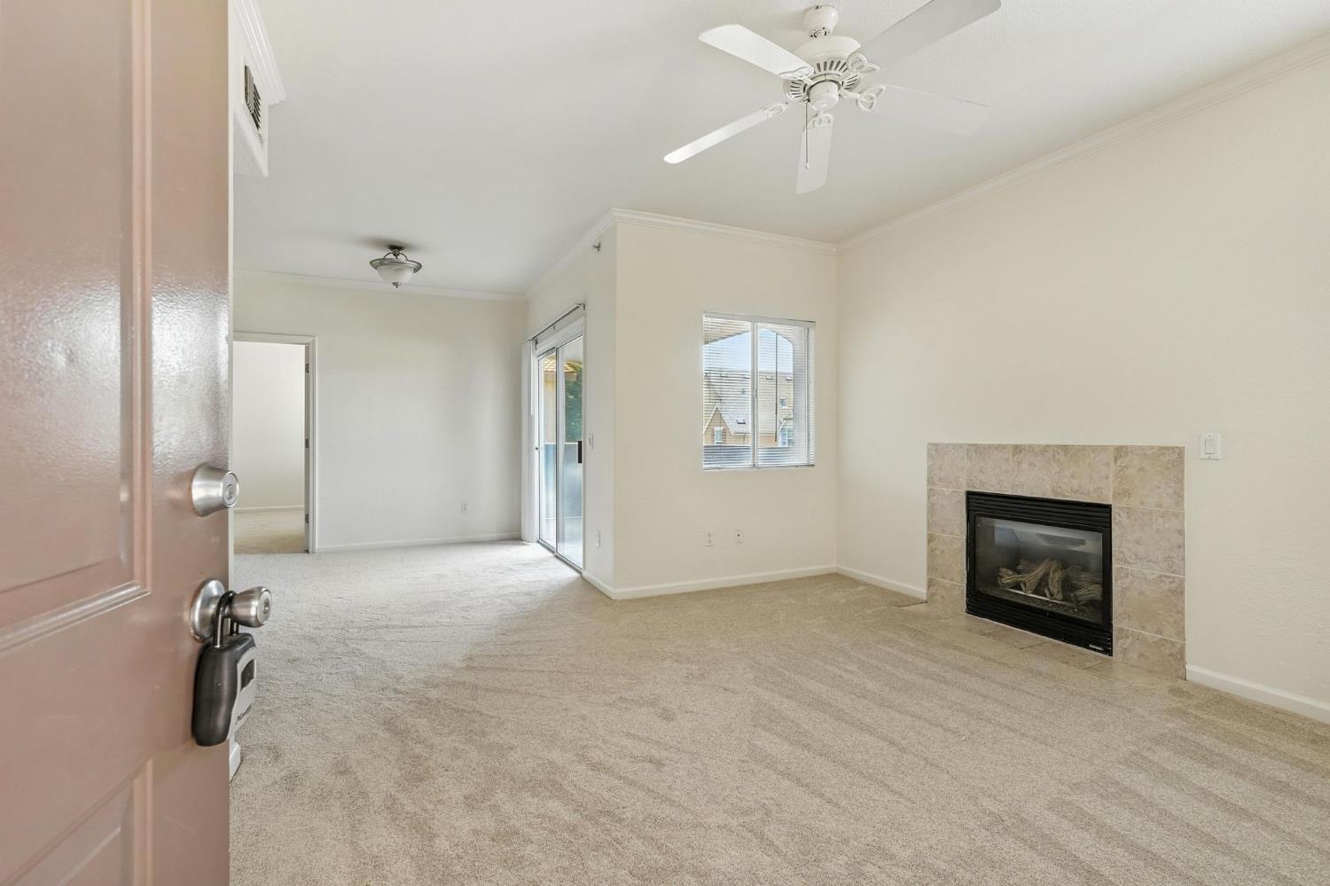 Property Photo: 10001 Woodcreek Oaks Boulevard 923 CA 95747