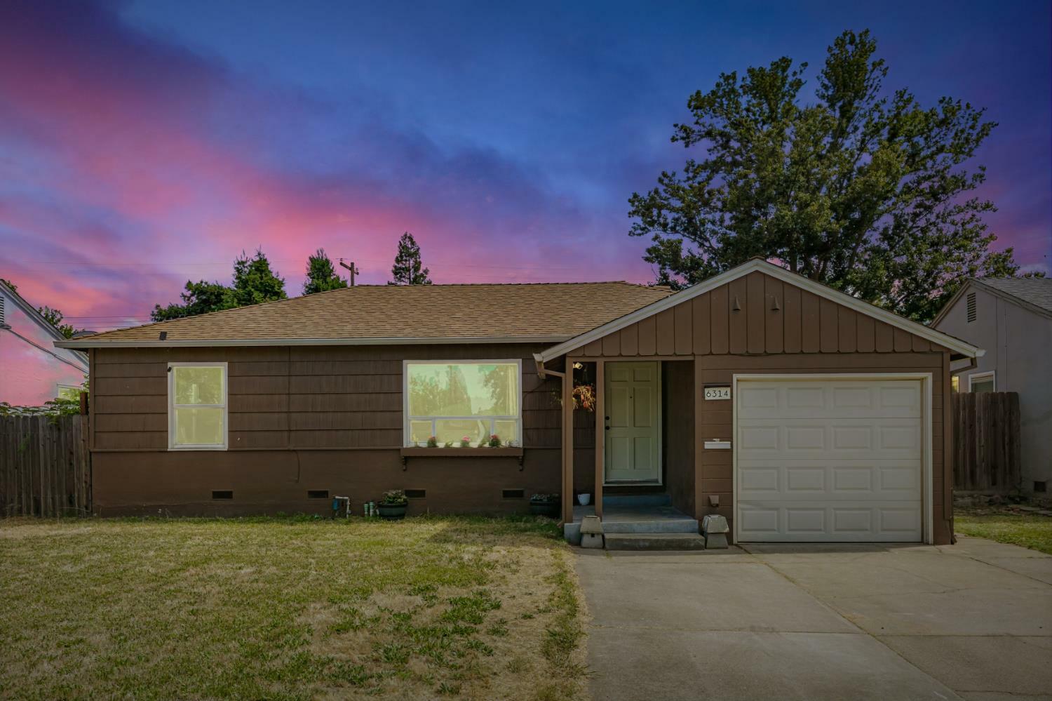 Property Photo: 6314 37th Avenue CA 95824