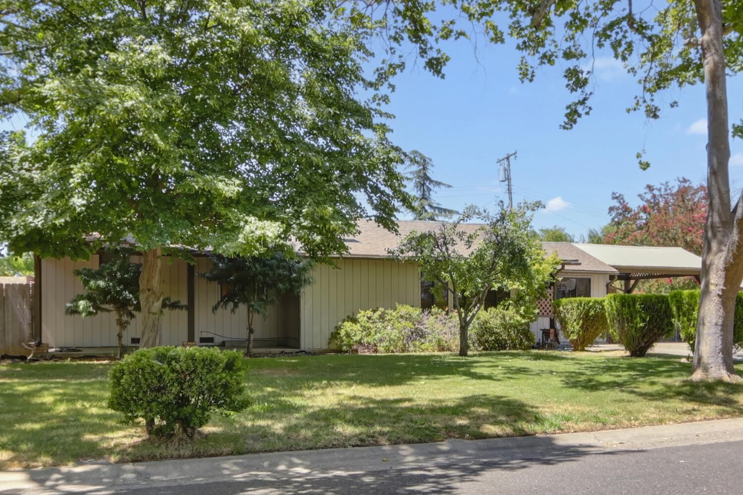 Property Photo:  2371 Saint Francis Drive  CA 95821 