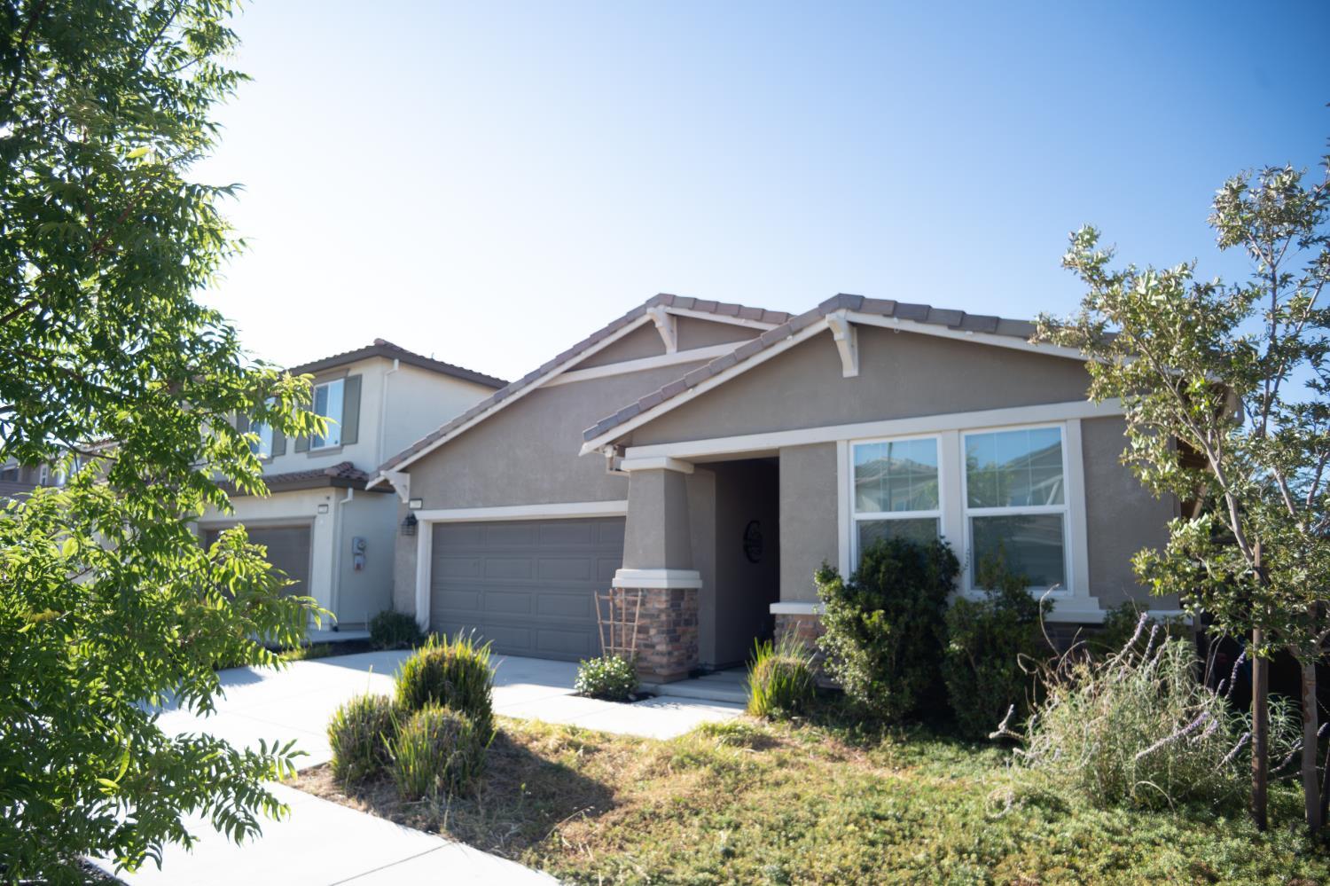 Property Photo: 2189 Grinnell Street CA 95330
