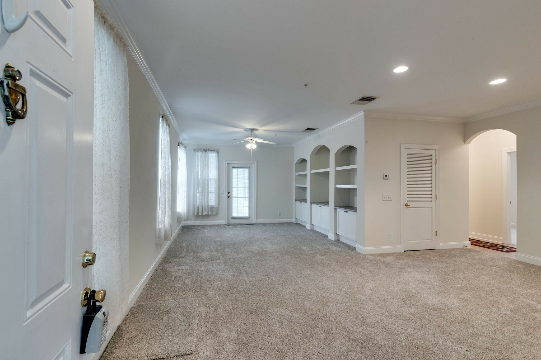 Property Photo: 4316 Summercrest Blvd 507 TN 37013