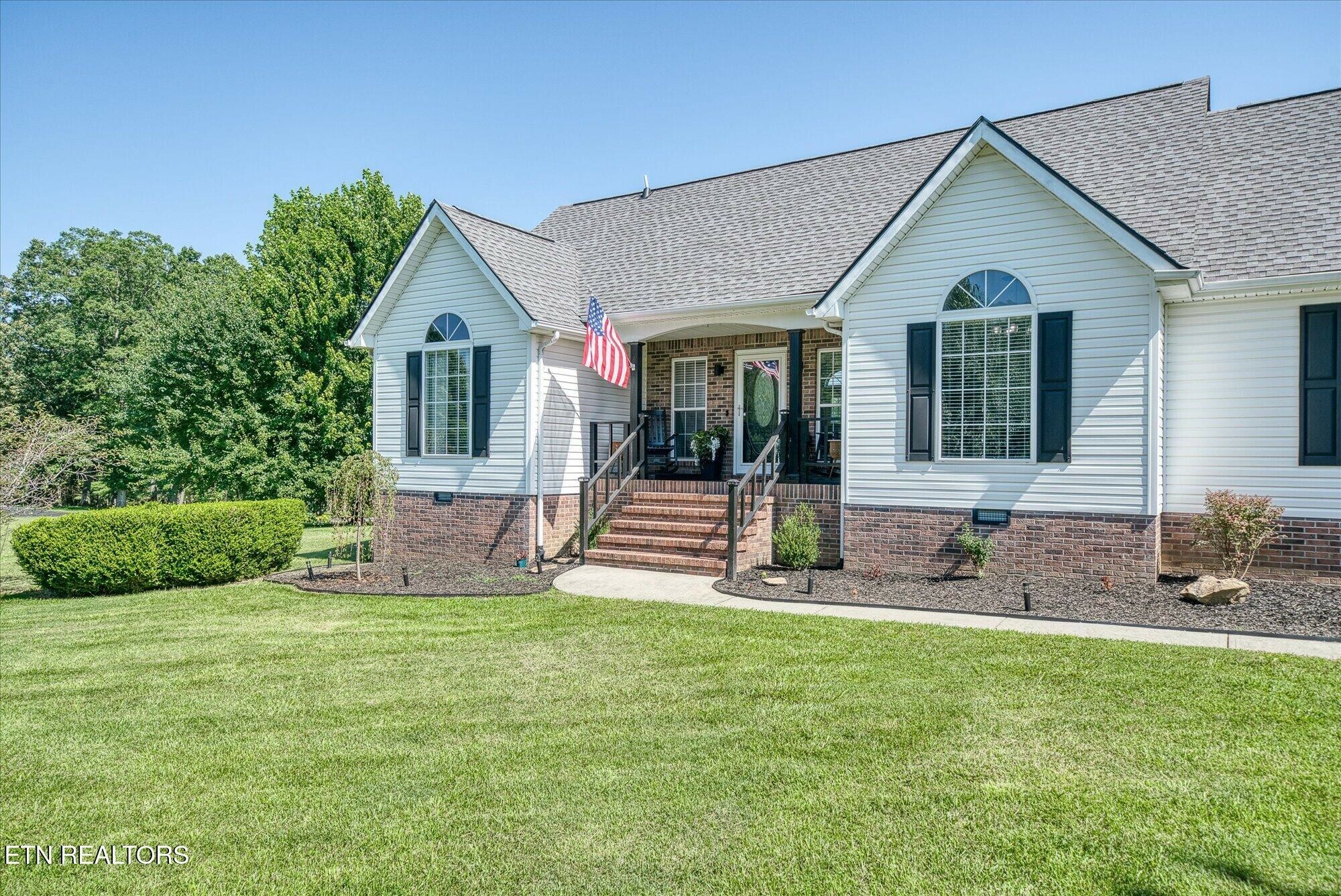 Property Photo: 1036 Circle Drive Drive TN 38556