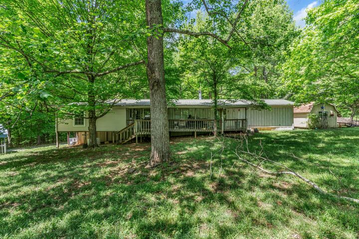 Property Photo: 1441 Dividing Ridge Rd TN 37072