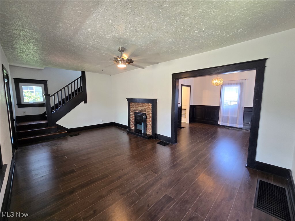 Property Photo: 1541 Linden Avenue OH 43701