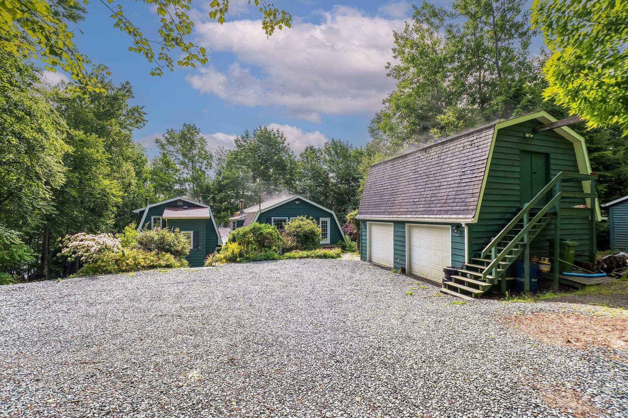 Property Photo: 333/335 Kings Road NS B2T 1A2