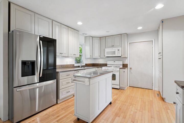3142 Boone Avenue N  New Hope MN 55427 photo