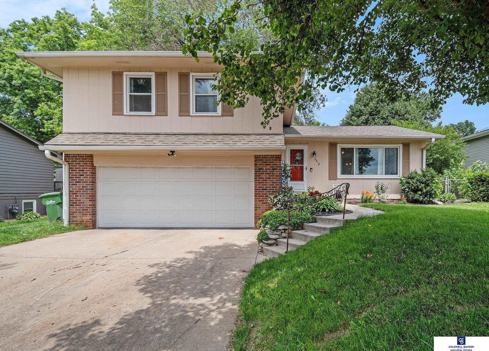 Property Photo: 3618 Greene Avenue NE 68147