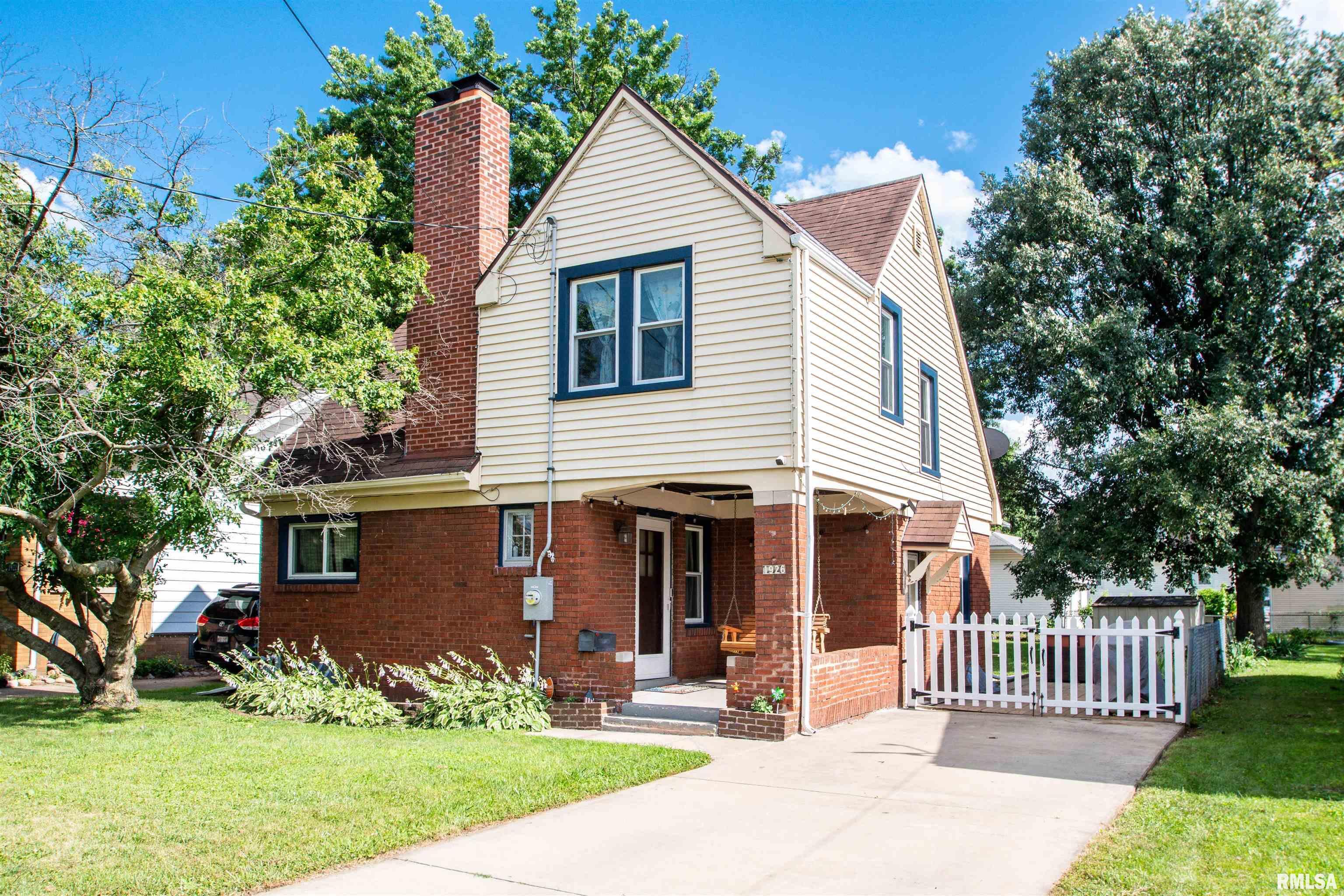 1926 W Callender Avenue  West Peoria IL 61604 photo