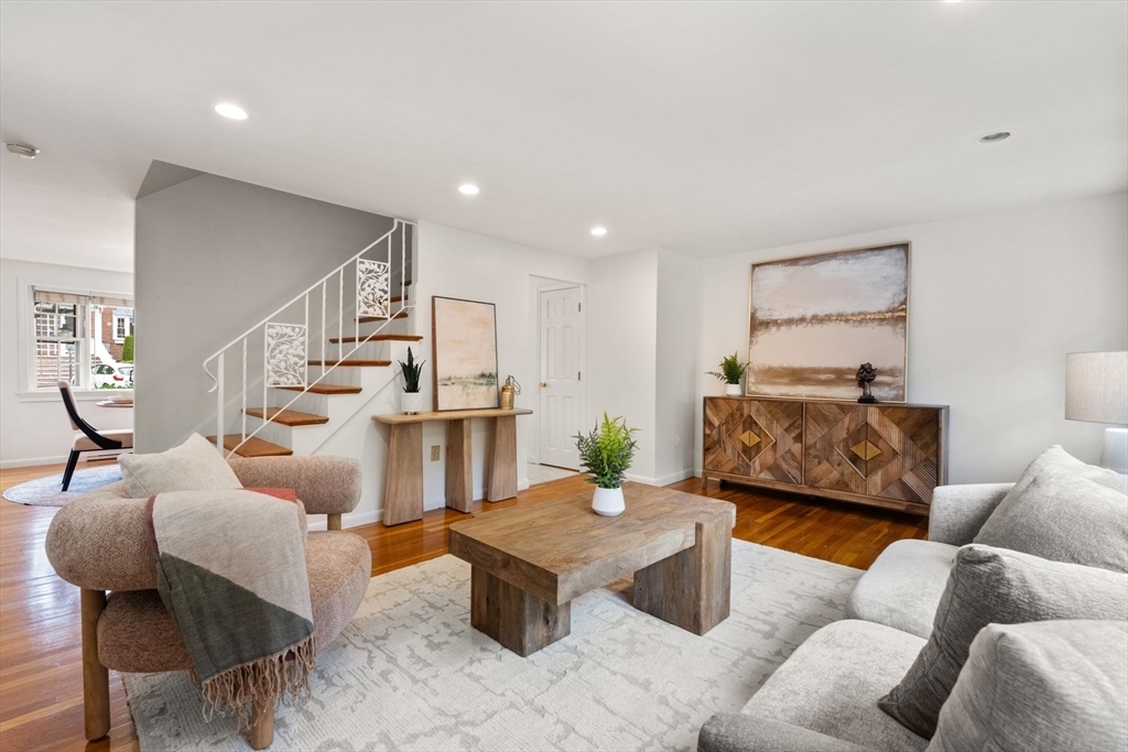 Property Photo:  60 Lake St I  MA 01890 