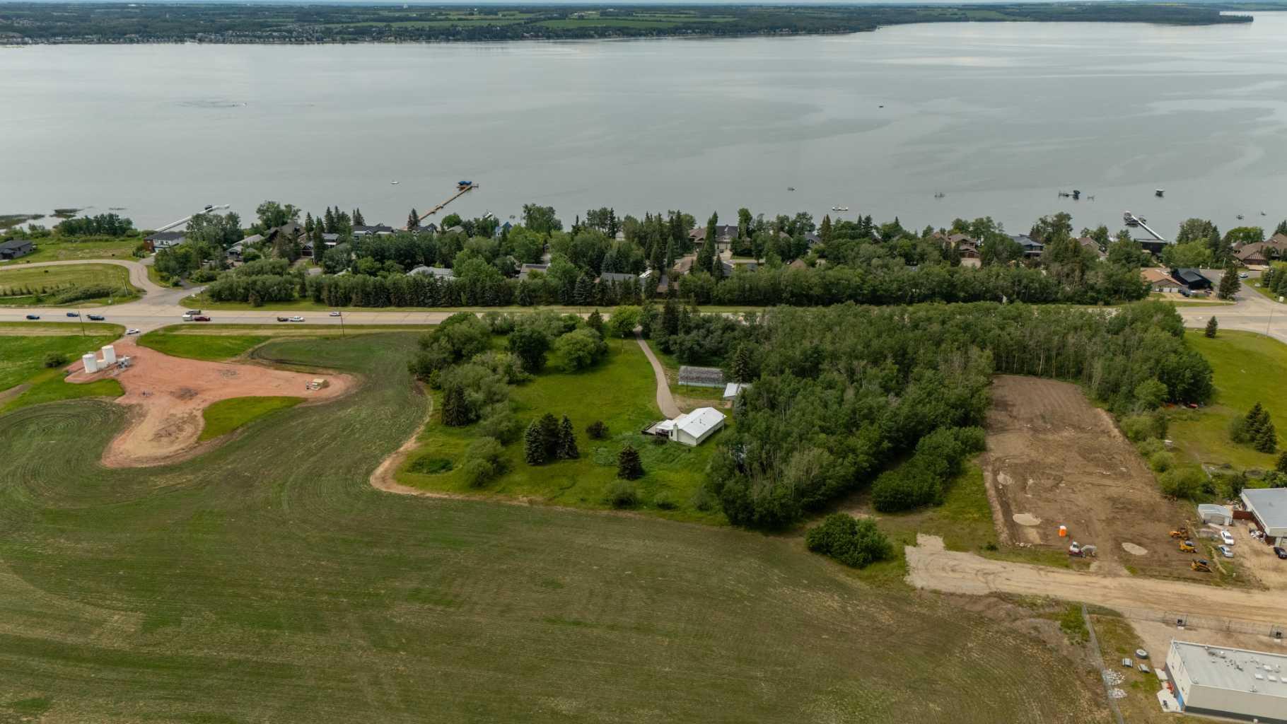 Property Photo: Highway 20 Township Road 391 AB T4S 1T2