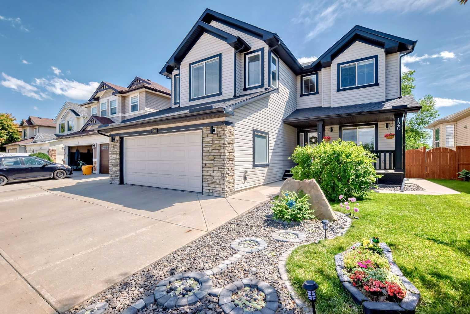 Property Photo: 120 Oakmere Way AB T1X 1N3