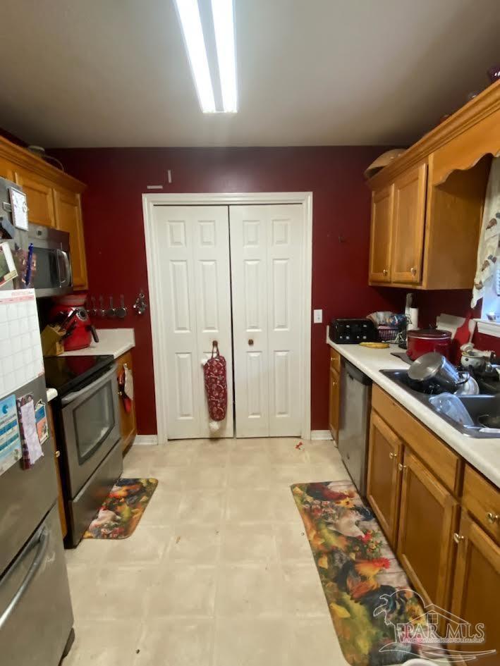 Property Photo: 7449 Johnson Rd FL 32583