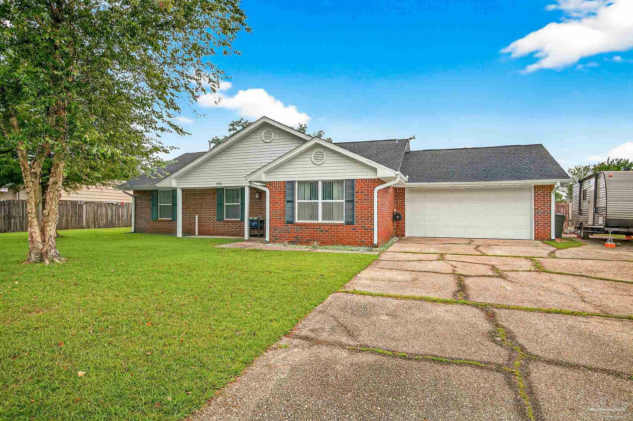 Property Photo: 2215 Cricket Ridge Dr FL 32533