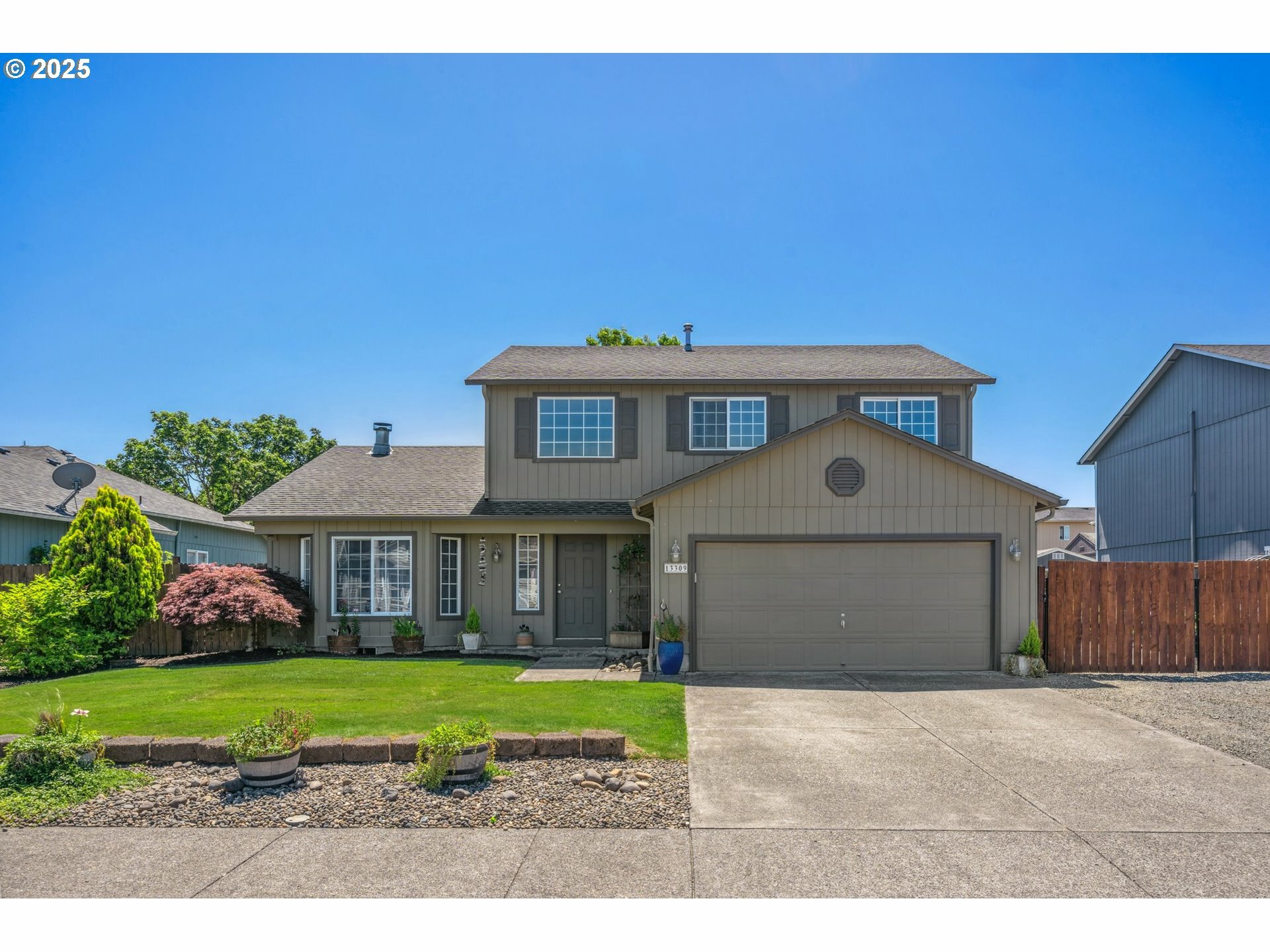 Property Photo: 13309 NE 89th St WA 98682