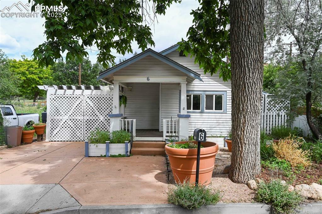 Property Photo: 6 N 33rd Street CO 80904