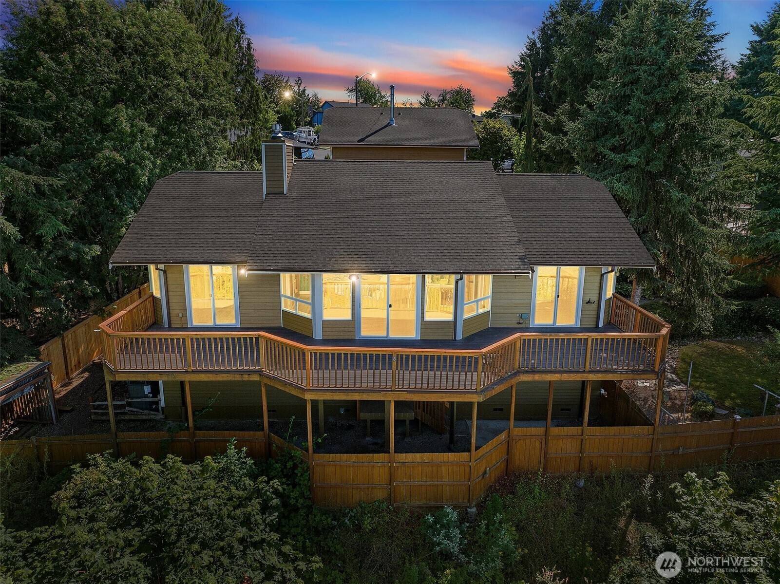 709  22nd Street SW  Puyallup WA 98371 photo