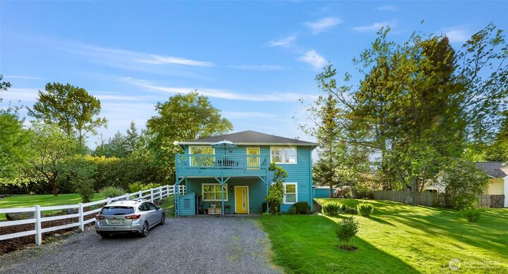 Property Photo:  3216  Edwards Street  WA 98229 