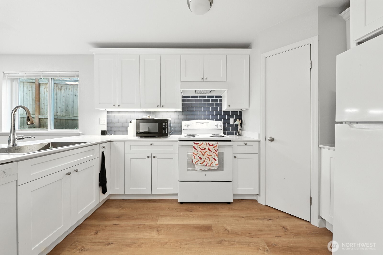 Property Photo: 3806 Wetmore Avenue WA 98201