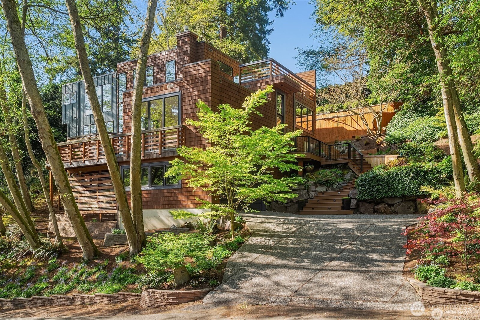 Property Photo: 7215 175th St SW WA 98026