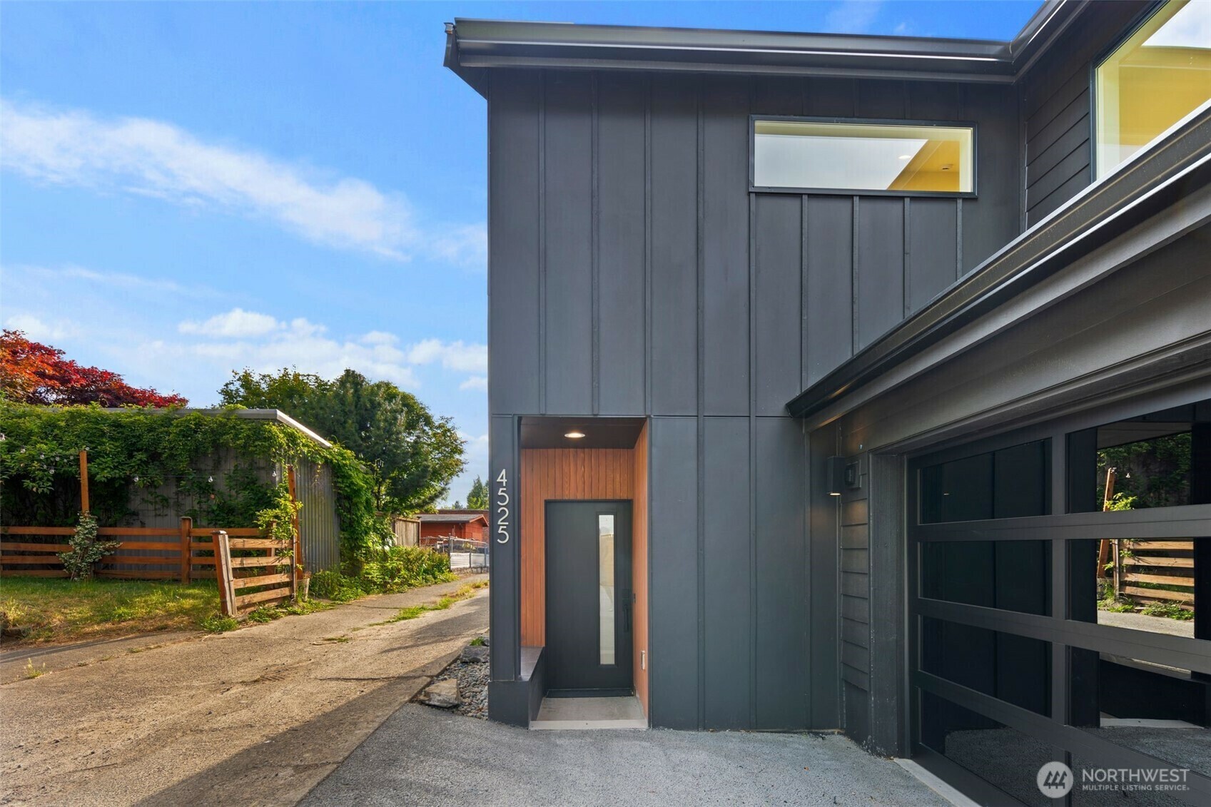 Property Photo: 4525 S Orcas Street WA 98118