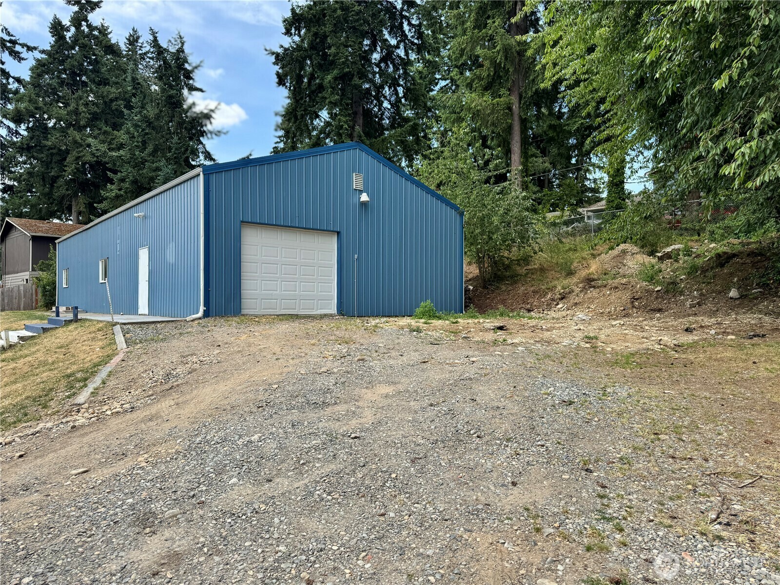 Property Photo: 12706 94th Avenue E WA 98373