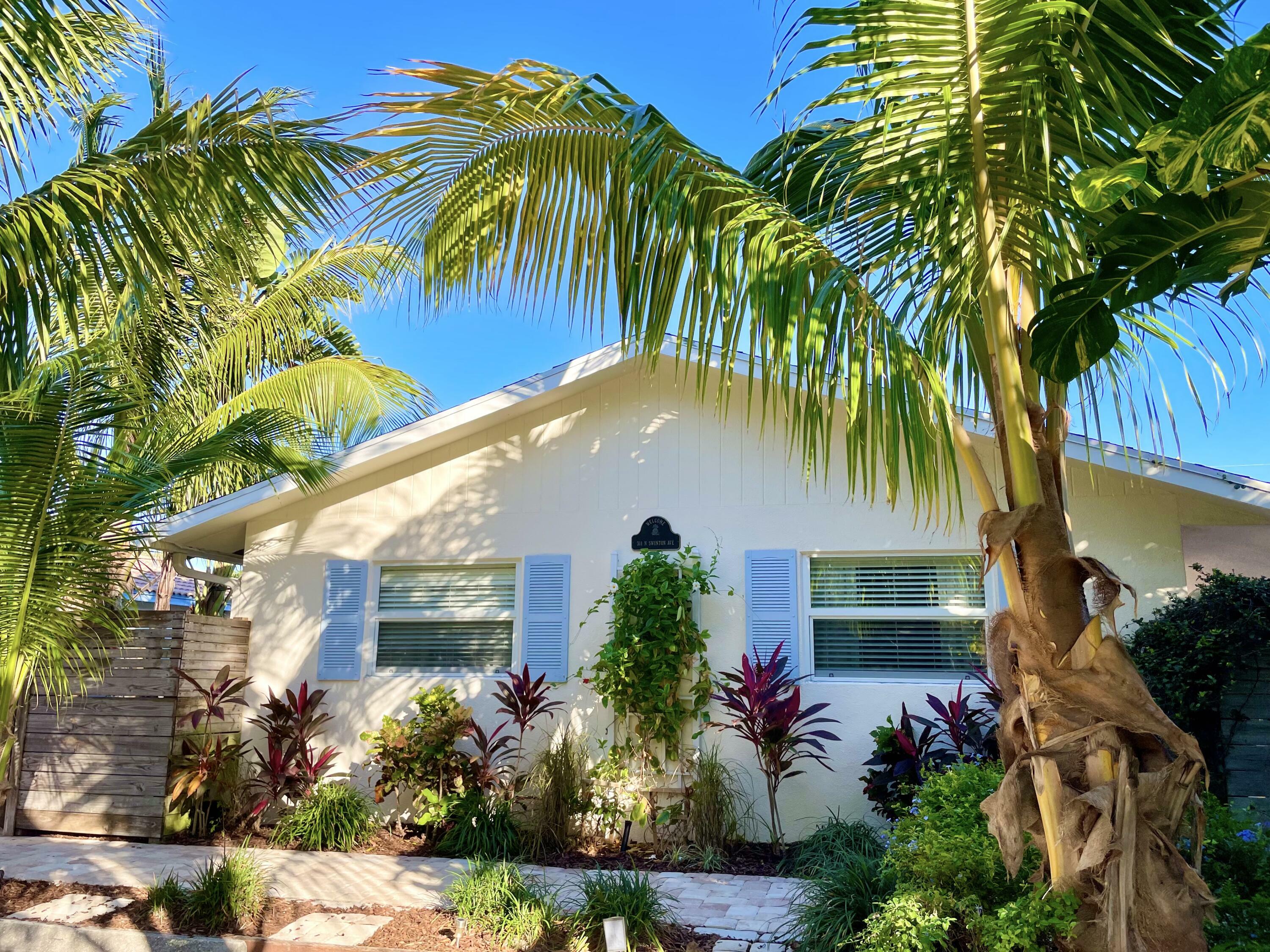 Property Photo: 311 N Swinton Avenue FL 33444