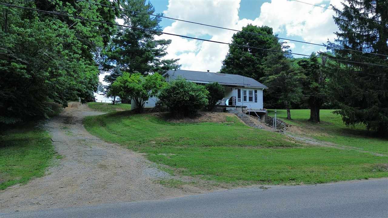 Property Photo: 1567 S Round Barn Road IN 47374