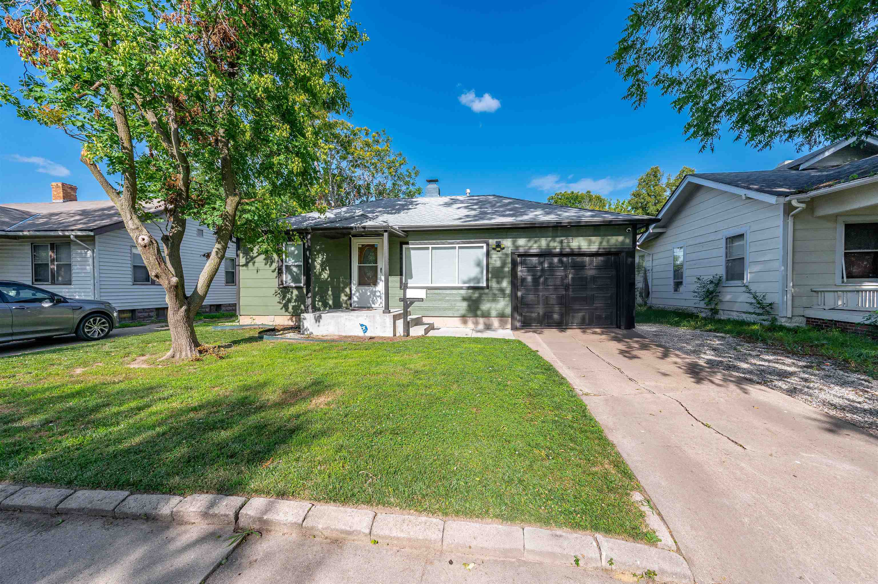 Property Photo: 1638 S Pattie Ave KS 67211