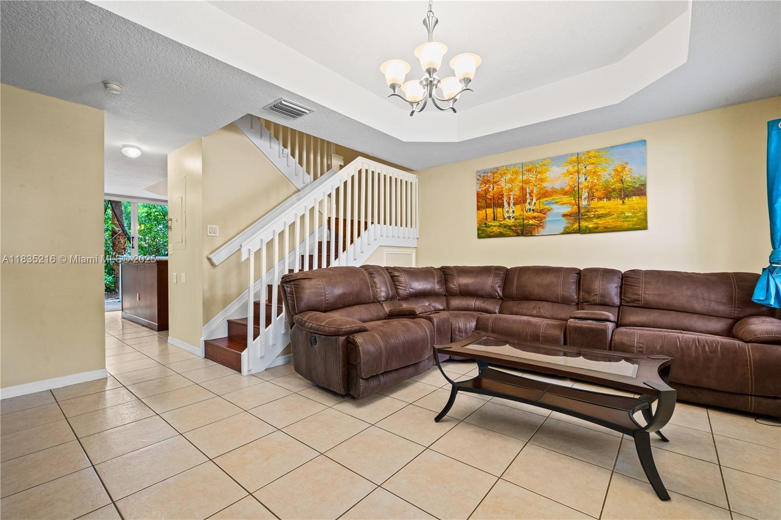 Property Photo: 604 SW 107th Ave 706 FL 33025
