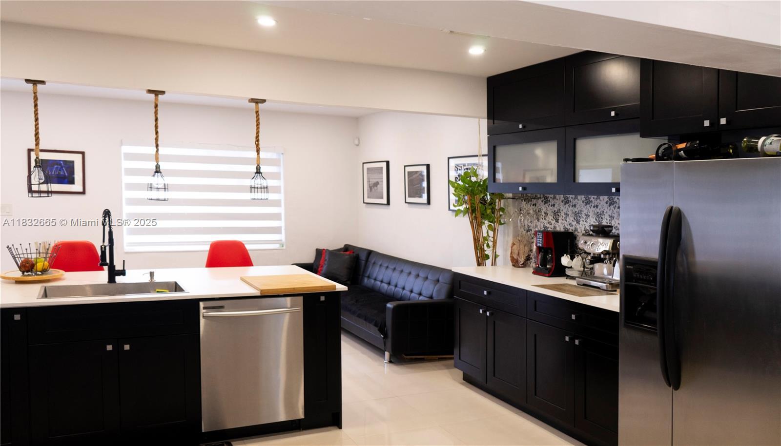 Property Photo: 6471 SW 30th St FL 33023