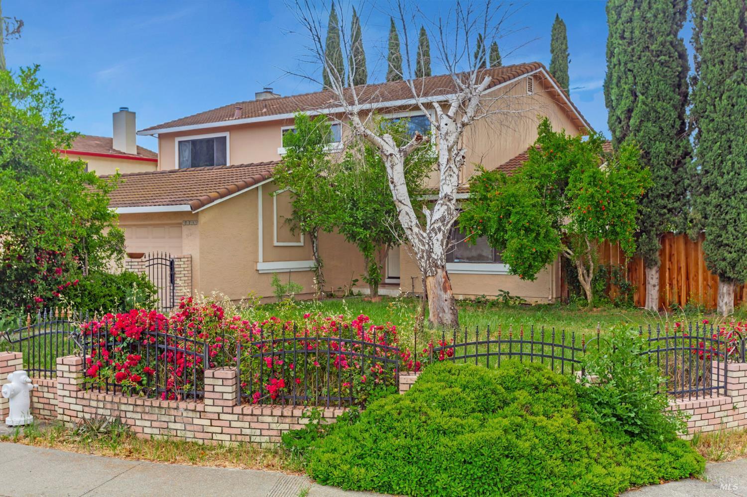 Property Photo: 1001 Suffolk Way CA 94533