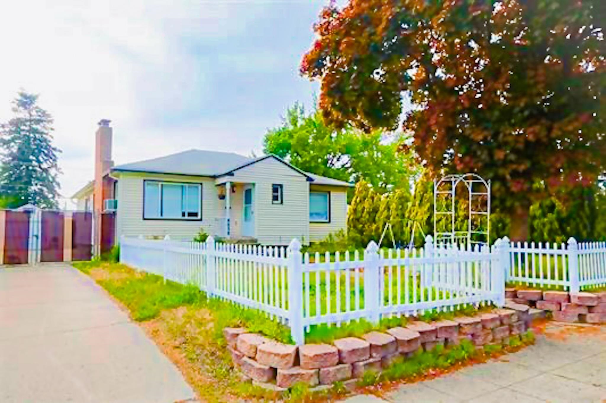4015 N Ash St  Spokane WA 99205 photo