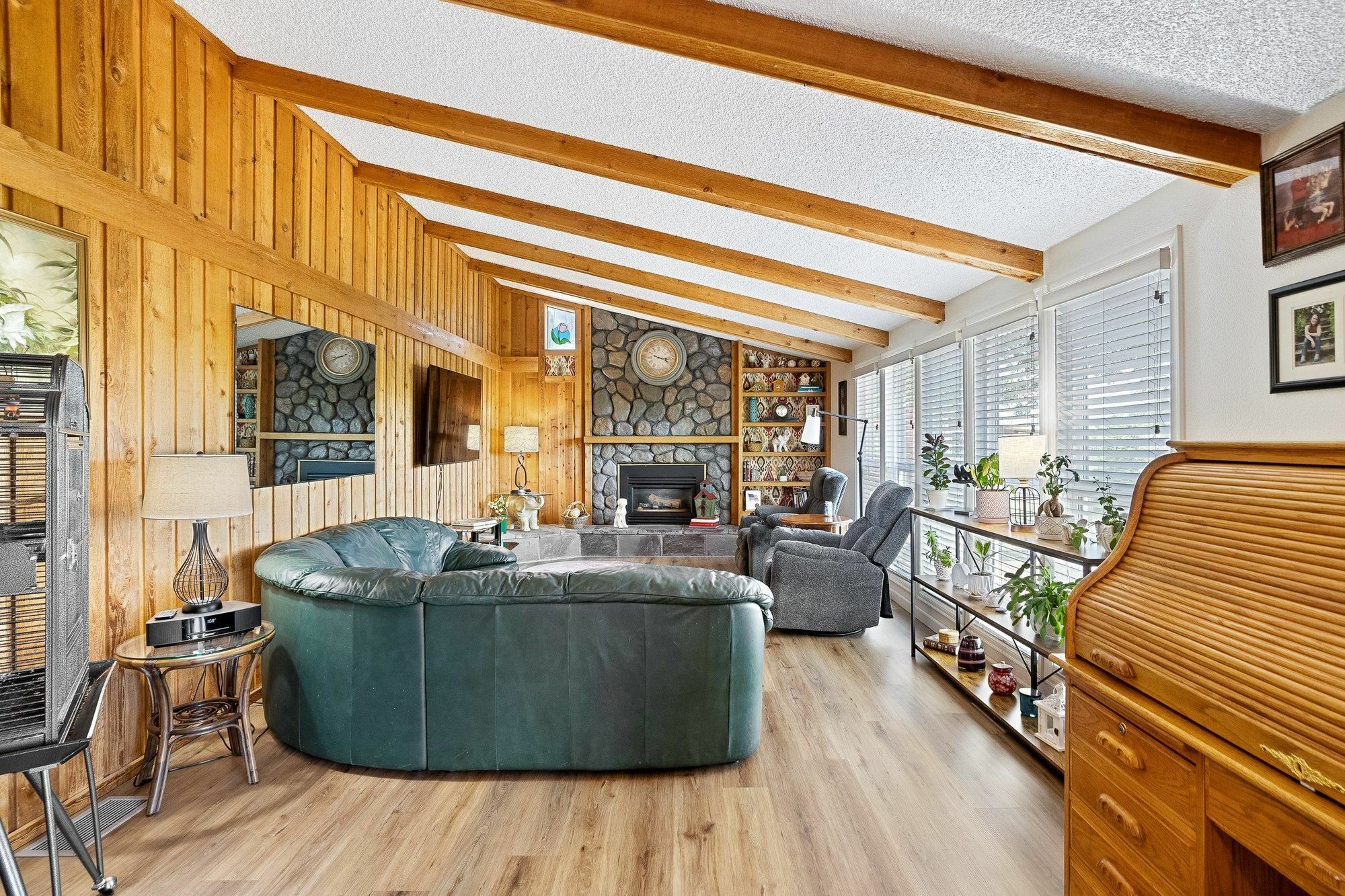 Property Photo: 3425 E Upriver Dr WA 99217