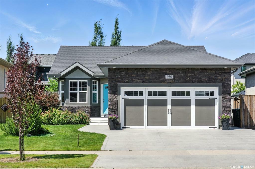 Property Photo: 930 Hunter Road SK S7T 0P8