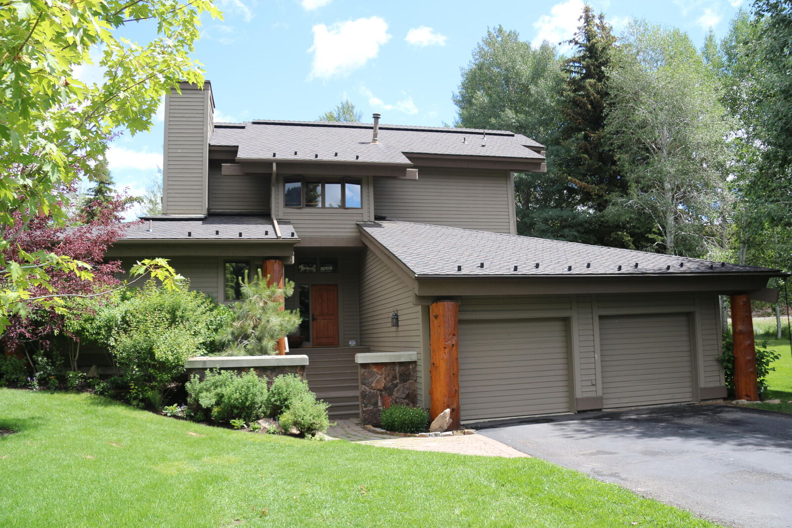 Property Photo: 908 Cheyenne Ct ID 83353