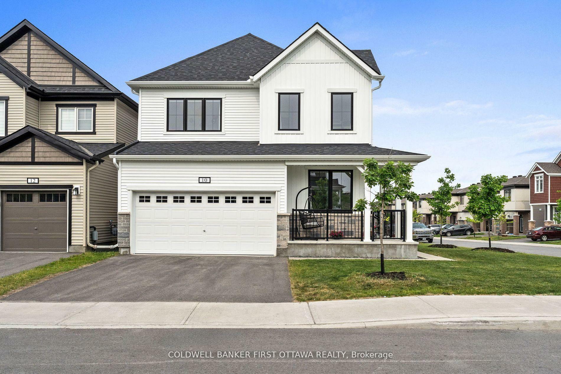 Property Photo: 10 Racemose Street ON K2J 6Z9