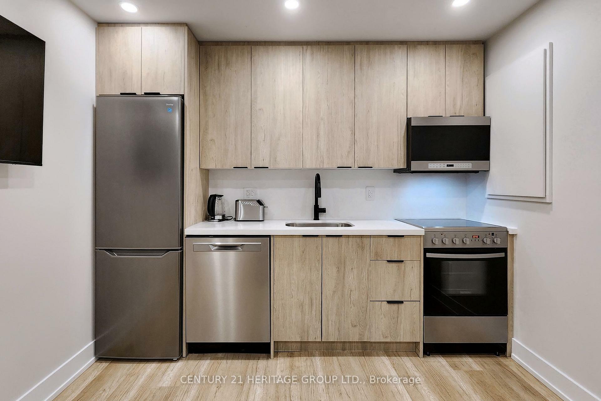 Property Photo: 30 Struthers Street Lower Unit ON M8V 1Y1